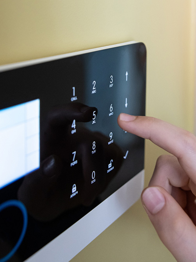 Sicherheit bei Muster Elektro in Musterstadt