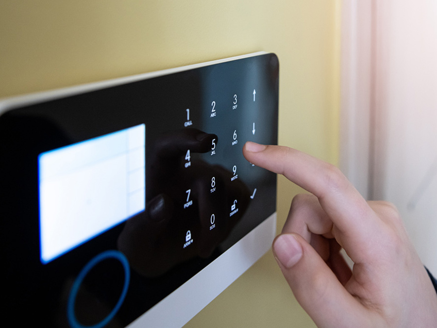 Sicherheit bei Muster Elektro in Musterstadt